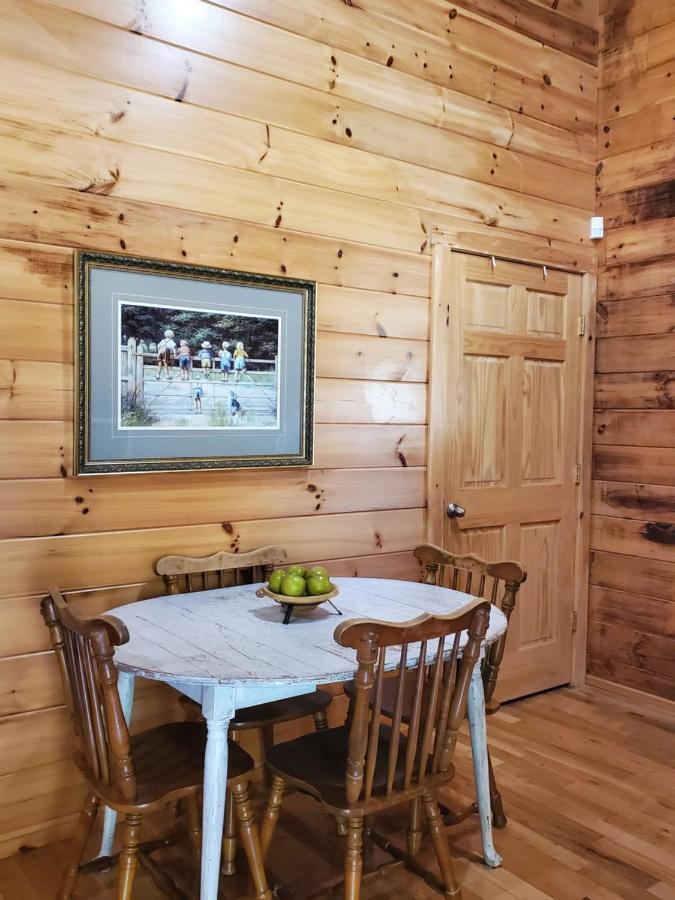New River Trail Cabins Galax Buitenkant foto