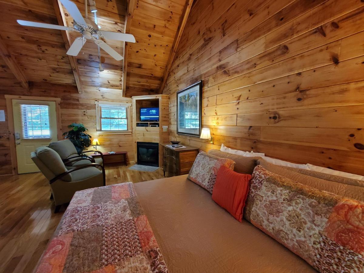 New River Trail Cabins Galax Buitenkant foto