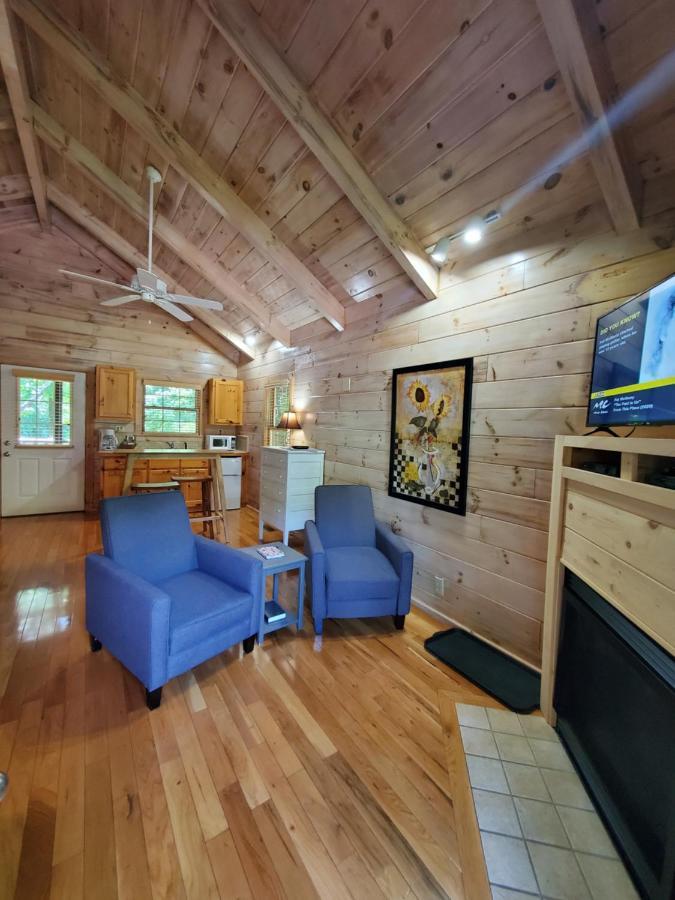 New River Trail Cabins Galax Buitenkant foto