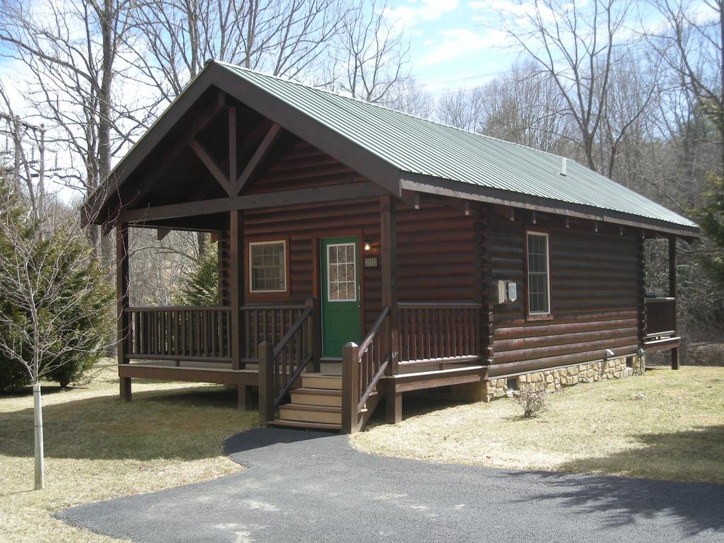 New River Trail Cabins Galax Buitenkant foto